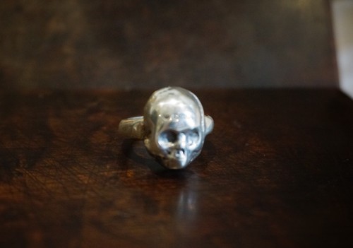 Jörg totenkopf ring massiv - jörg,